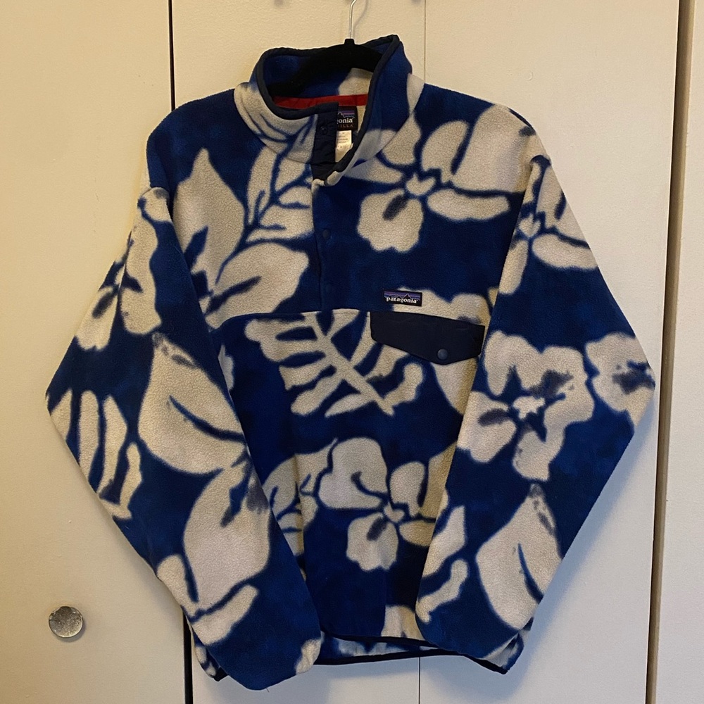Patagonia Lightweight Synchilla Snap-T Fleece Pullover Hawaiian Blue and White